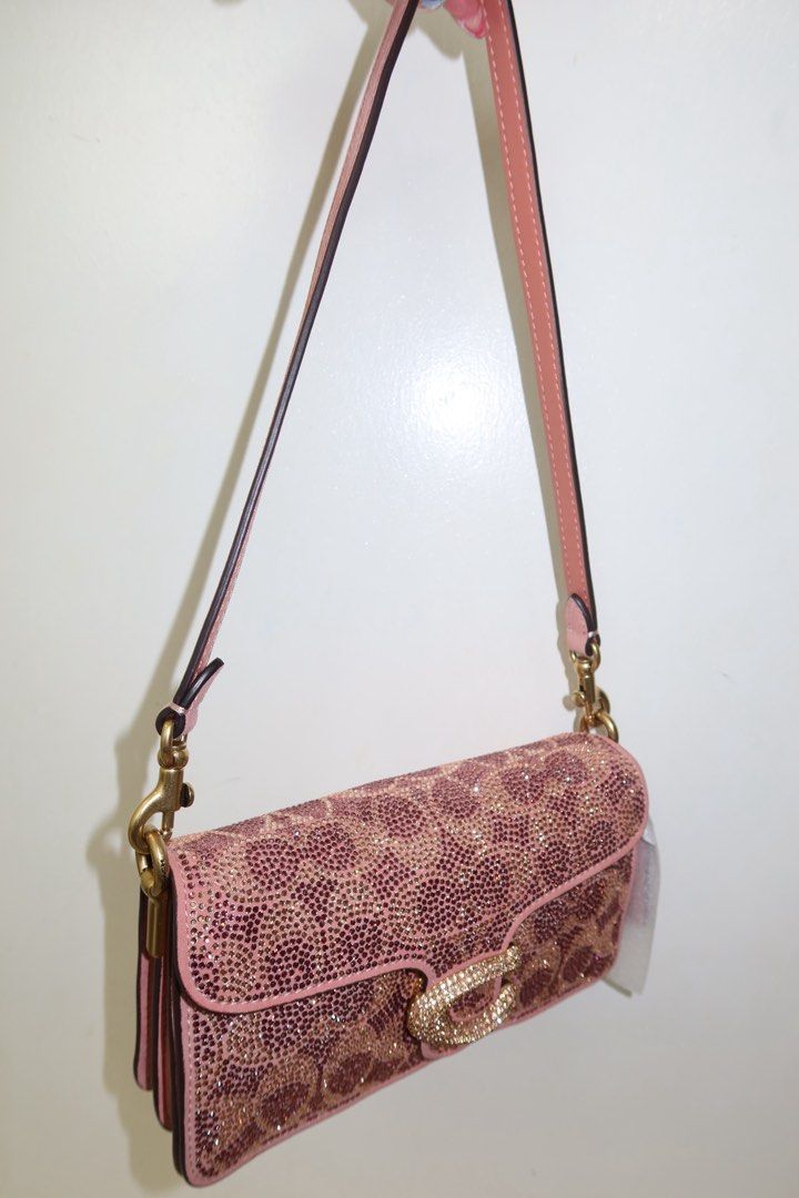 coach pink crystal tabby 20 bag (Category: Luxury Bags & Wallets) located in Santiago. Submitted by sandystormi (Listing ID 1469616156, Image 2). Description: dm me on ig vintage.stash .