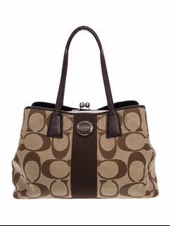(Category: ) located in . Submitted by luxeloveph (Listing ID 1469597438, Image 1). Description: .