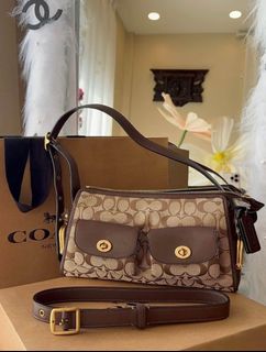 (Category: ) located in . Submitted by bagsboutiqueph (Listing ID 1469708553, Image 1). Description: .