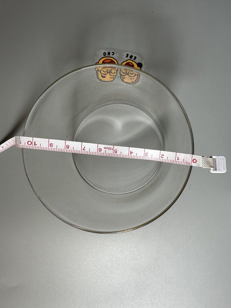 Coleman Replacement Globe 214A0461 for 214 286 288 Lanterns (Category: Lighting) located in Taguig. Submitted by arsaquinas (Listing ID 1469596511, Image 3). Description: - Genuine Coleman replacement globe, Model 214A0461 - Made in USA - Compatible with lantern models 214, 286, 288, 5151A, 5152A, and 5154 - Glass globe is brand new and in pristine condition - Includes original box with a large tear and storage wear on the side.