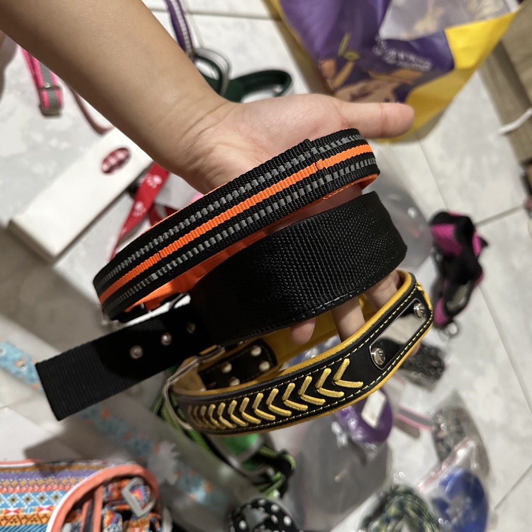 Collars, Leash, Harness (Category: Homes & Other Pet Accessories) located in Cainta. Submitted by gentlereckless07 (Listing ID 1469618265, Image 3). Description: CLEARANCE SALE (may kunting dumi, may kunting bakbak if leather, all are unused) Price starts P40 might nothing above P120. Pm if interested 🐶 Location: Eastwood Qc and Cainta (free delivery if around Eastwood Qc only) - Lalamove shipping.
