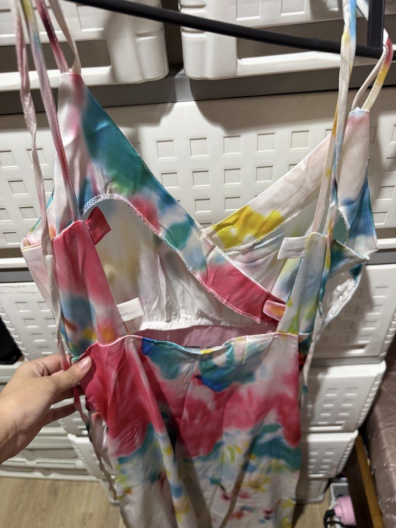 Colorful dress (Category: Dresses) located in Manila. Submitted by bln.preloved (Listing ID 1469720964, Image 2). Description: .
