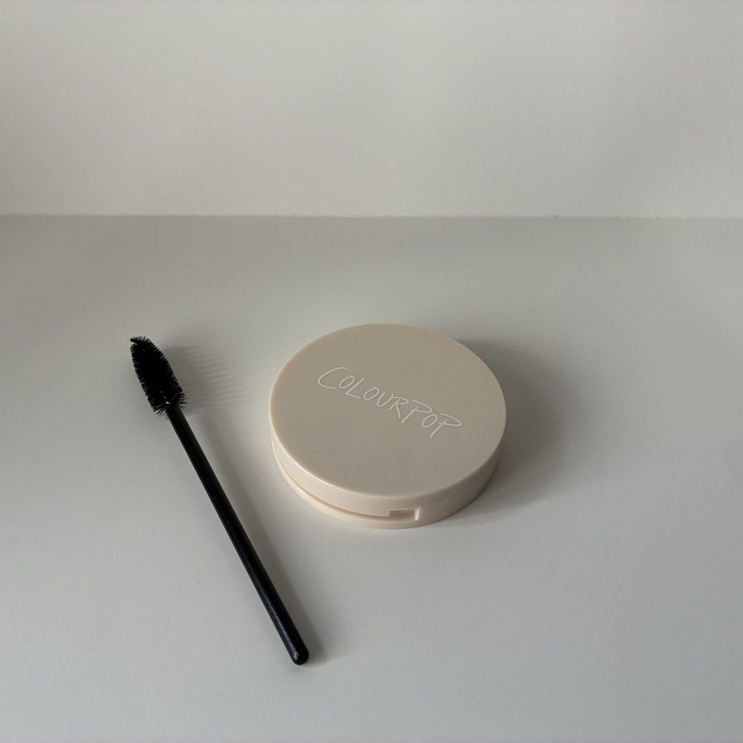 Colourpop Feather Bushy Effect Brow Styling Wax Clear (Category: Makeup) located in Manila. Submitted by sellingmystufffff (Listing ID 1469657175, Image 2). Description: •Original •95% full •Bought in the US (Ulta Beauty LA) •Actual photos posted •Rfs: Too many brow products.