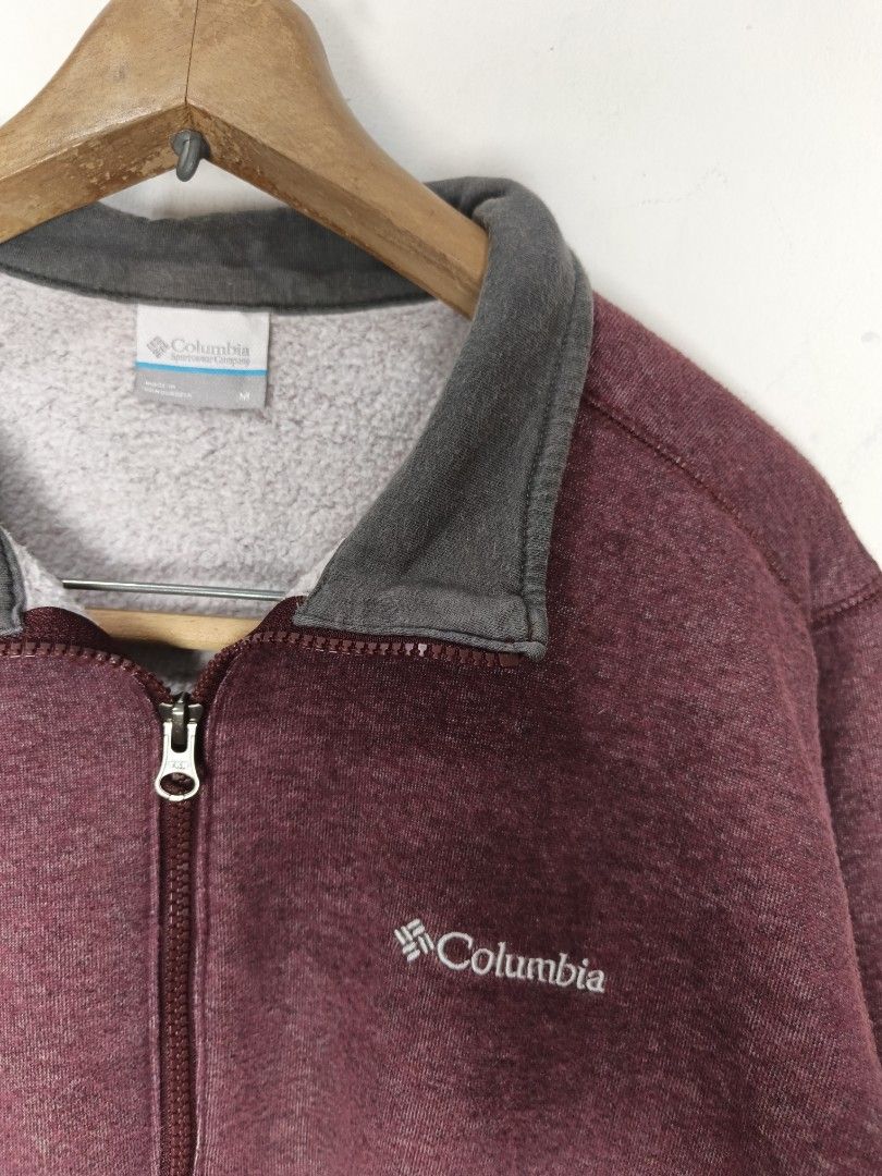 Columbia Half Zip (Category: Tshirts & Polo Shirts ) located in Manila. Submitted by aristothrift (Listing ID 1469741533, Image 3). Description: Issue: Minimal stain Dimes: 24x27 Location: Antipolo Mode of payment: Gcash/BPI Shipping: Lalamove/J&T.