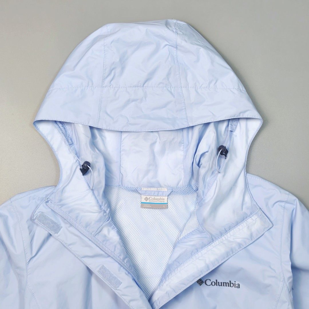 COLUMBIA OMNITECH JACKET (Category: Coats, Jackets and Outerwear) located in Baguio. Submitted by nikholeisshop29 (Listing ID 1469631959, Image 3). Description: COLUMBIA OMNITECH JACKET 1,480 + SF L on tag L:26 | W:20 Good as new condition Color rate:10/10.