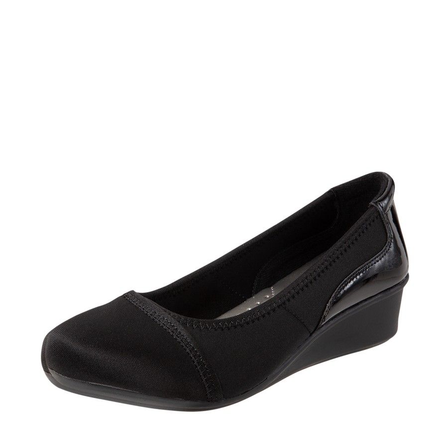 Comfort Plus Black Wedge School Shoes (Category: Heels) located in Manila. Submitted by letthingsgo_ (Listing ID 1469625164, Image 1). Description: Used but not abused Not loose from wear Message for Actual Photos Ships from Manila through lalamove only Price is Negotiable as long as sure buyer.