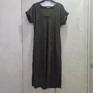(Category: ) located in . Submitted by k_closetsale (Listing ID 1469606019, Image 1). Description: .