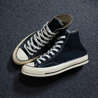 (Category: ) located in . Submitted by sapatos_series (Listing ID 1469732855, Image 1). Description: .