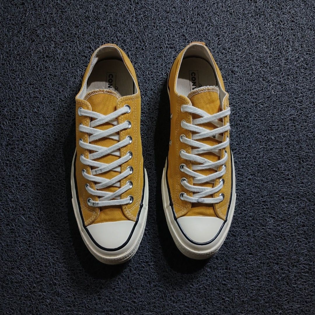 Converse Chuck 70 Low Top Sunflower Yellow (Category: Sneakers) located in Cagayan de Oro. Submitted by sapatos_series (Listing ID 1469740012, Image 3). Description: C0NVĒRSĒ CHŪCK T4YL0R 70'S 🔥 us8.5 eur42 27cm 1999 +sf.