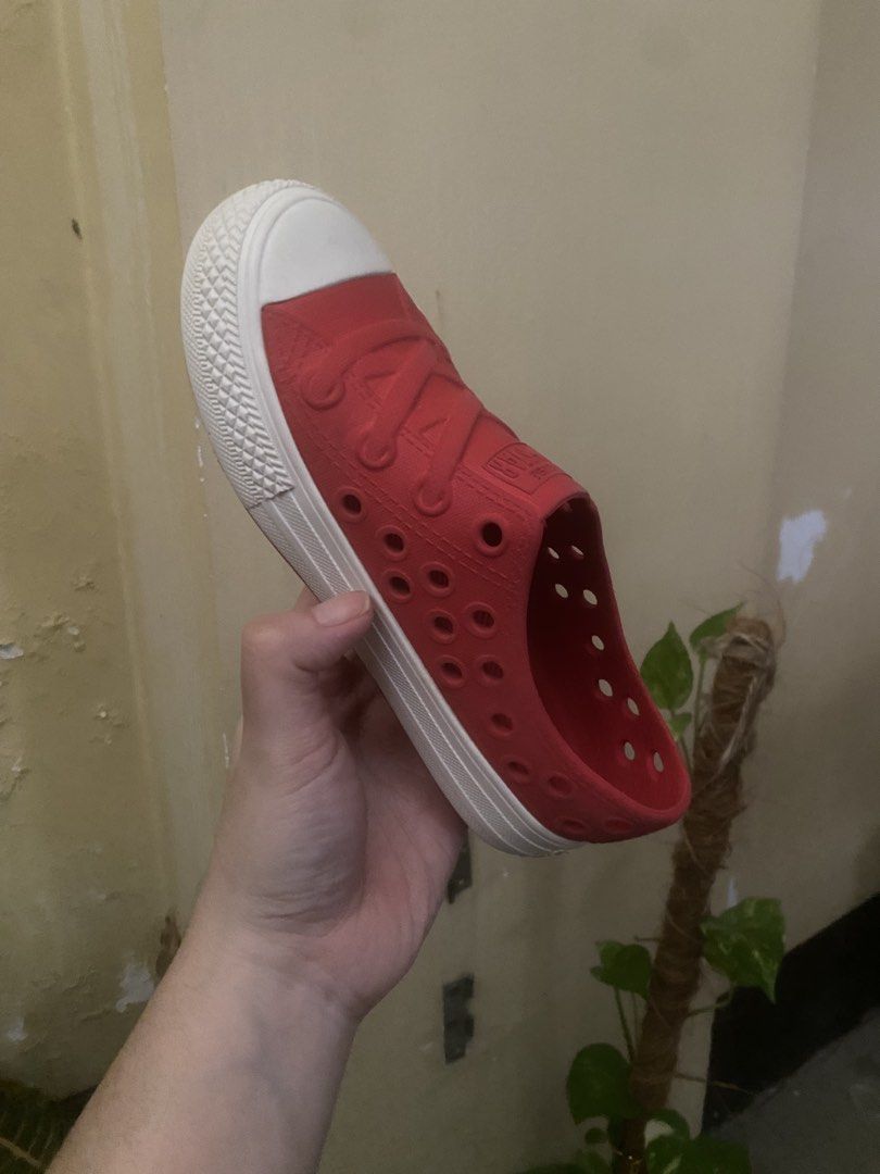 Converse Rockaway Kids Slip Ons (Category: Babies & Kids Fashion) located in Manila. Submitted by vastlion-081981 (Listing ID 1469634322, Image 1). Description: .