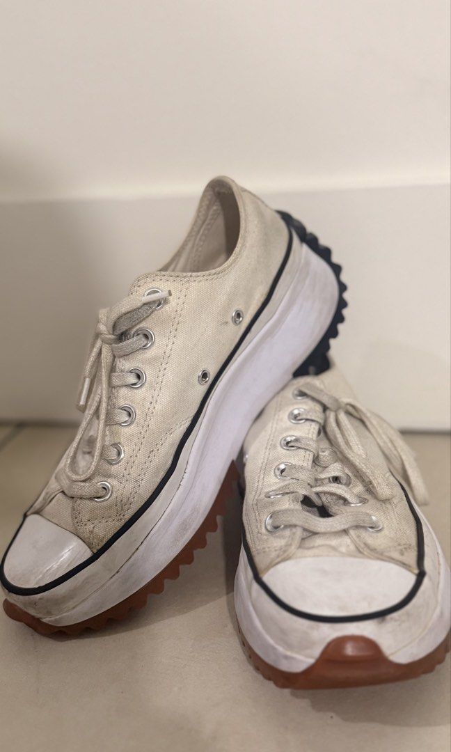 Converse Run Star Hike White 7.5W 6M (Category: Sneakers) located in Pasig City. Submitted by denjinber (Listing ID 1469639149, Image 2). Description: .