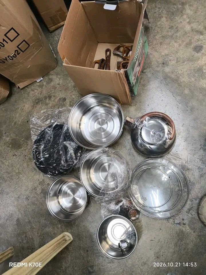 Cookware stainless set (Category: Announcements) located in Quezon City. Submitted by anghies_shop (Listing ID 1469649881, Image 1). Description: .
