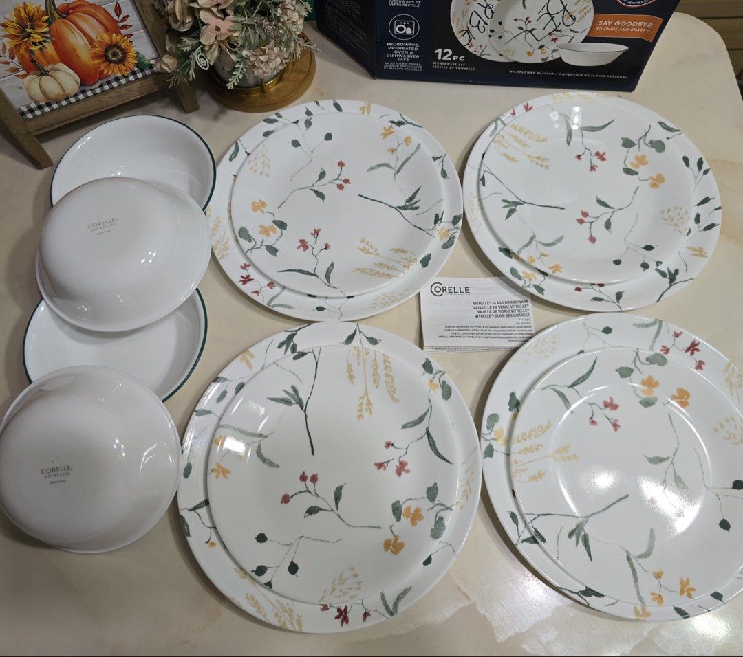 Corelle Wildflower Scatter 12 pcs. (Category: Dinnerware & Cutlery) located in Manila. Submitted by jei_sol (Listing ID 1469613956, Image 1). Description: 🌸 BRAND NEW Corelle Wildflower Scatter 12-Piece Dinnerware Set 🌸 Decluttering and selling this beautiful, unused set at a lower price! Brand new with original box/packaging included. Perfect for everyday meals or gifting. • Condition: Brand New / Unused • Service for: 4 Pax (4 Dinner Plates, 