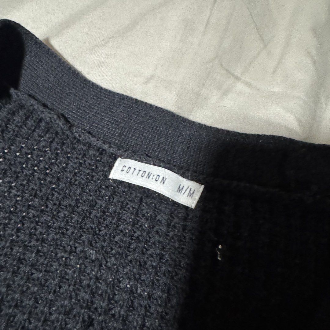 Cotton On Cardigan (Category: Coats, Jackets and Outerwear) located in Manila. Submitted by nicoleaure20 (Listing ID 1469744152, Image 2). Description: - medium on tag, still in good condition - location: sampaloc, manila - mop: gcash/bpi - can be shipped thru lalamove/grab/ toktok/j&t but the buyer should shoulder the fee :) .