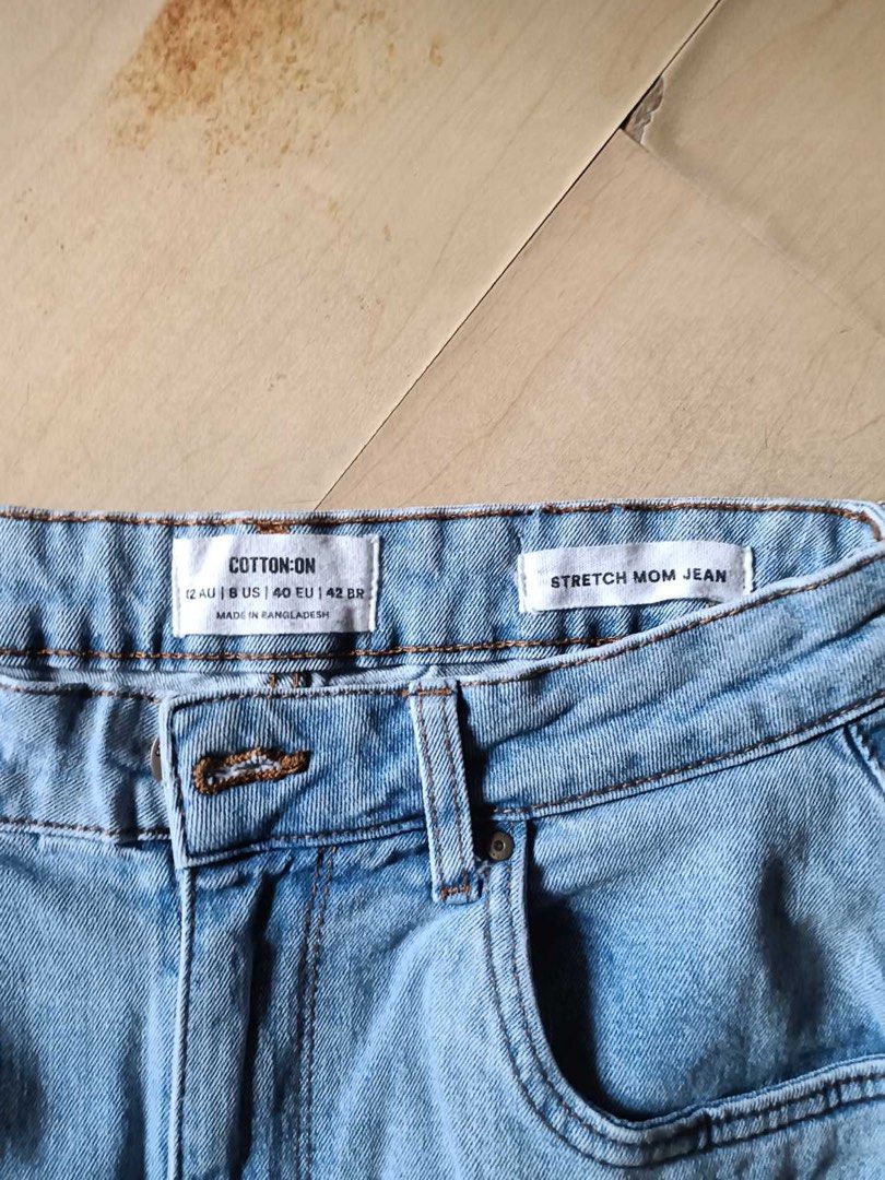 Cotton On Moms Jeans (Category: Jeans) located in Caloocan City. Submitted by vanityplum (Listing ID 1469709235, Image 2). Description: .
