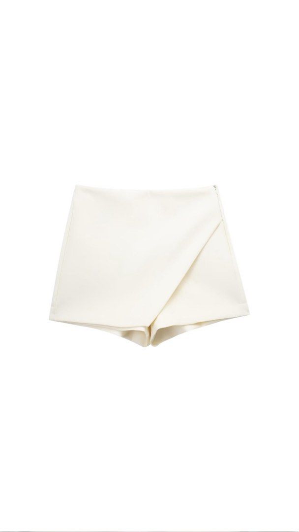 cream skort (Category: Shorts) located in Quezon City. Submitted by outyougoph (Listing ID 1469596173, Image 1). Description: need lang parepair nung side zipper niya bought in BKK.
