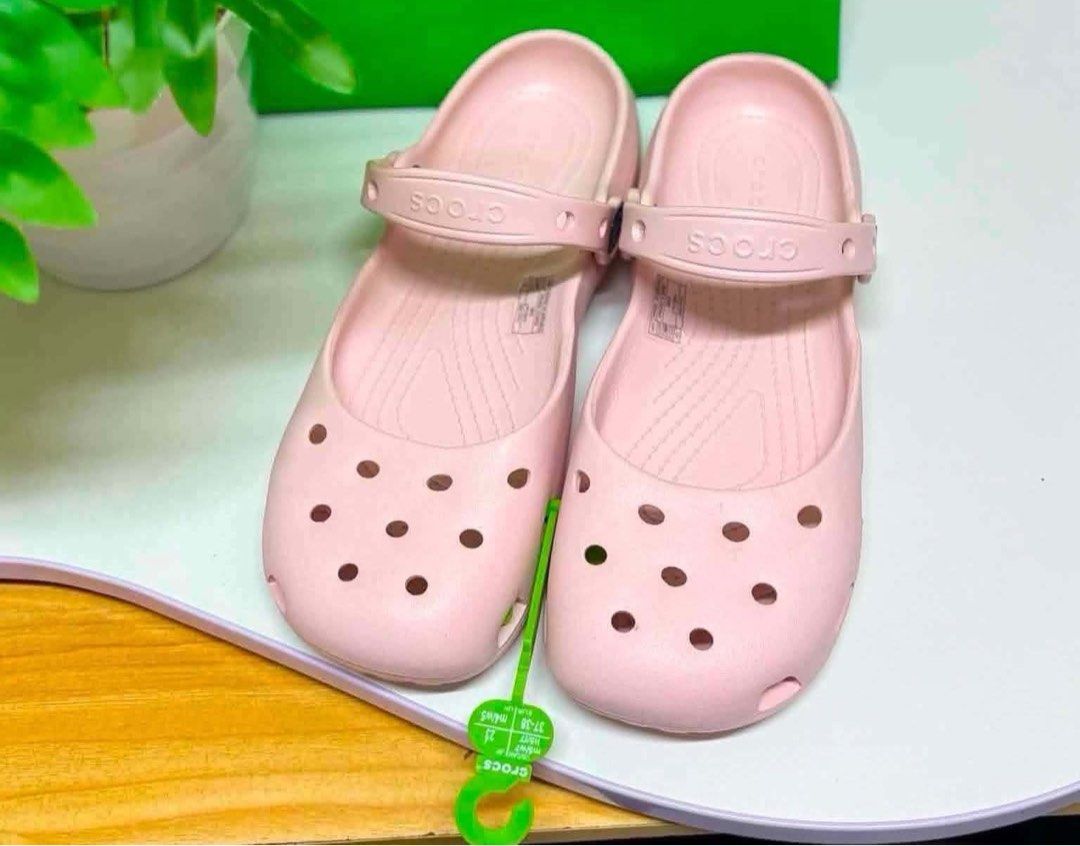 Crocs Ballet Pink (Category: Slippers and slides) located in Quezon City. Submitted by stuffs.hellyy (Listing ID 1469720474, Image 1). Description: W7 & W9 avail sizes.