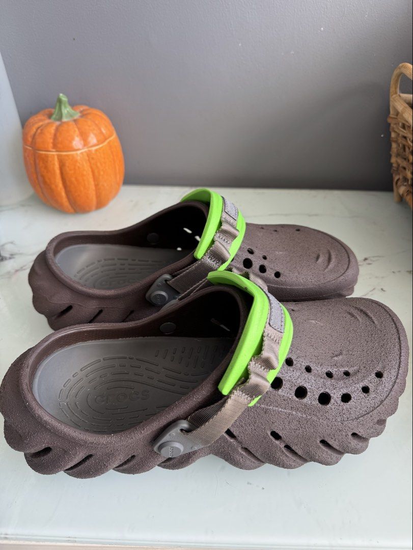 Crocs Echo Clog US 8 (Category: Slippers & Slides) located in Las Pinas. Submitted by lalabz00 (Listing ID 1469684457, Image 1). Description: Used once only! Di bet! Last price posted! Firm! Mens Us 8 Pm or text pag di ako online here .
