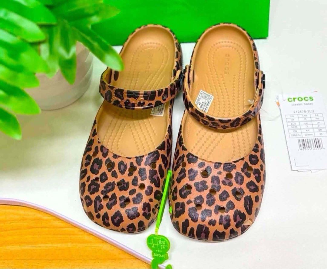 Crocs Leopard Ballet (Category: Slippers and slides) located in Quezon City. Submitted by stuffs.hellyy (Listing ID 1469720302, Image 1). Description: W4, W5, W6, & W7 avail sizes made in vietnam.