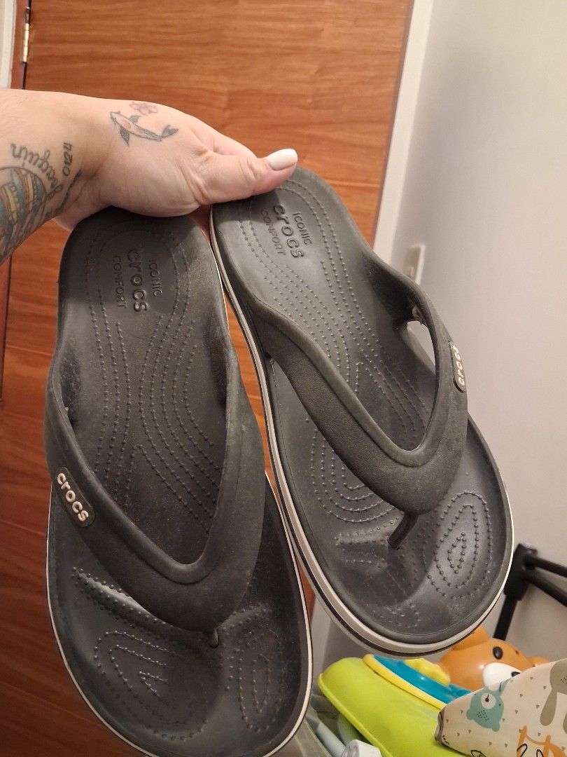 CROCS SLIPPERS M8 W10 (Category: Sandals) located in Binan City. Submitted by chloedvoutletshoppe (Listing ID 1469592456, Image 1). Description: ✔️ All items are 100% authentic ✔️ Money-back guarantee for authenticity 💳 Mode of Payment (MOP): • GCash • Bank Transfer 📦 Shipping Fee (SF): • Via LBC / Lalamove • Shouldered by buyer 🚫 All sales are final • No return, no exchange • Exceptions apply only for items with proven damage 🔍 Rest assured: