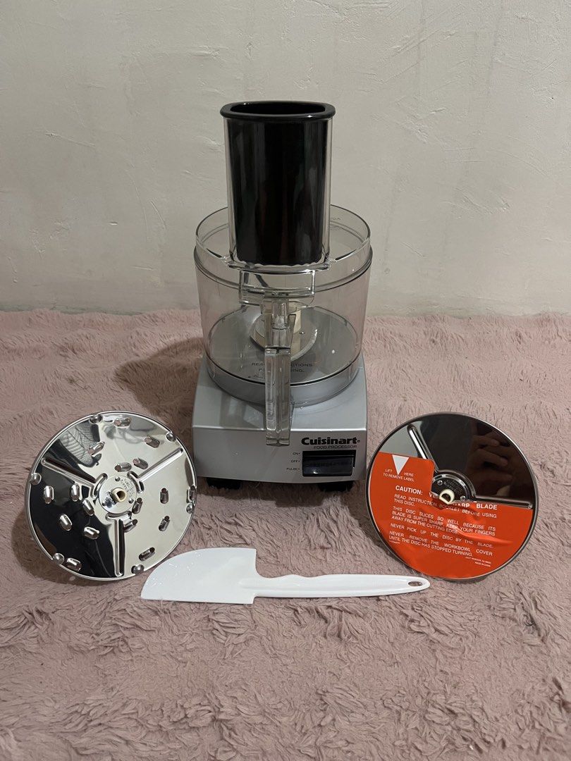 Cuisinart 7-Cup Food Processor (Category: Other Kitchen Appliances) located in Cavite. Submitted by pesobill (Listing ID 1469577817, Image 2). Description: Working 110v With Box Once lang nagamit Naic Location PickUp/Lalamove.