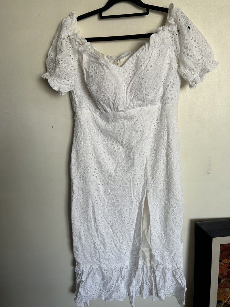 CUSTOM MADE BY MILA SANTIAGO (Category: Dresses) located in Manila. Submitted by shaun_diaz (Listing ID 1469686590, Image 1). Description: .