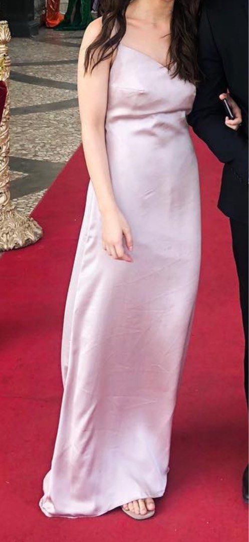 Customized satin gown (Category: Evening dresses & gowns) located in Paranaque City. Submitted by bloomgirl (Listing ID 1469647600, Image 1). Description: Used satin gown Fits small to medium frame .
