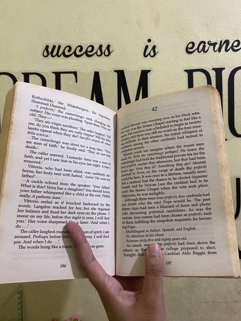 Dan Brown [Langdon Series] Books (Category: Storybooks) located in Bacoor. Submitted by jusadamas (Listing ID 1469675939, Image 3). Description: Take all 4 books for 1,000 php❗️ All books originally bought from Fully Booked📚 1️⃣The Da Vinci Code- Dan Brown 🏷️ 300 php 2️⃣Angels & Demons- Dan Brown 🏷️300 php 3️⃣Inferno- Dan Brown 🏷️300 php 4️⃣The Lost Symbol- Dan Brown 🏷️300 php condition: all books have some foxing due to age but texts are re