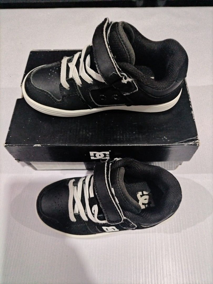 DC Kids Manteca 4 V (Category: Babies & Kids Fashion) located in Tabaco. Submitted by itnoks93 (Listing ID 1469699774, Image 1). Description: Preloved DC Kids Shoes Well used With heel drag Size: EUR:29 US: 12 UK:11.