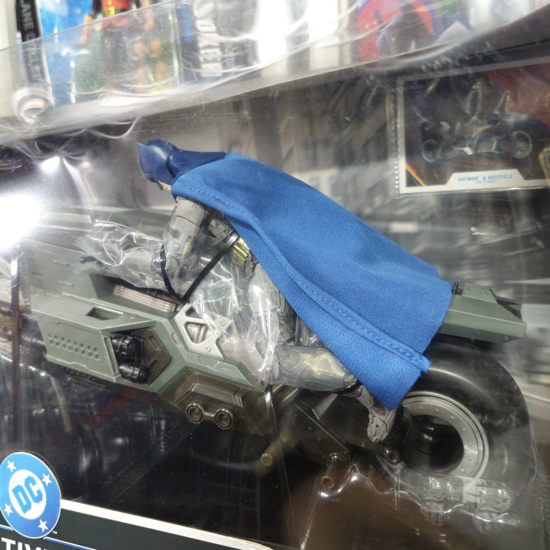 DC Multiverse BATMAN & BATCYCLE (Category: Vehicle & Diecast Models) located in Quezon City. Submitted by treshermanasonlineshoppe (Listing ID 1469692407, Image 2). Description: 📌 Please Read Before Messaging: I appreciate serious buyers only. ❗ No lowballers – prices are already reasonable. ❗ No excessive questions – if you’re not ready to buy, please don’t waste time. ❗ All photos are posted – kindly refrain from asking for more. ❗️ Pass sa pu