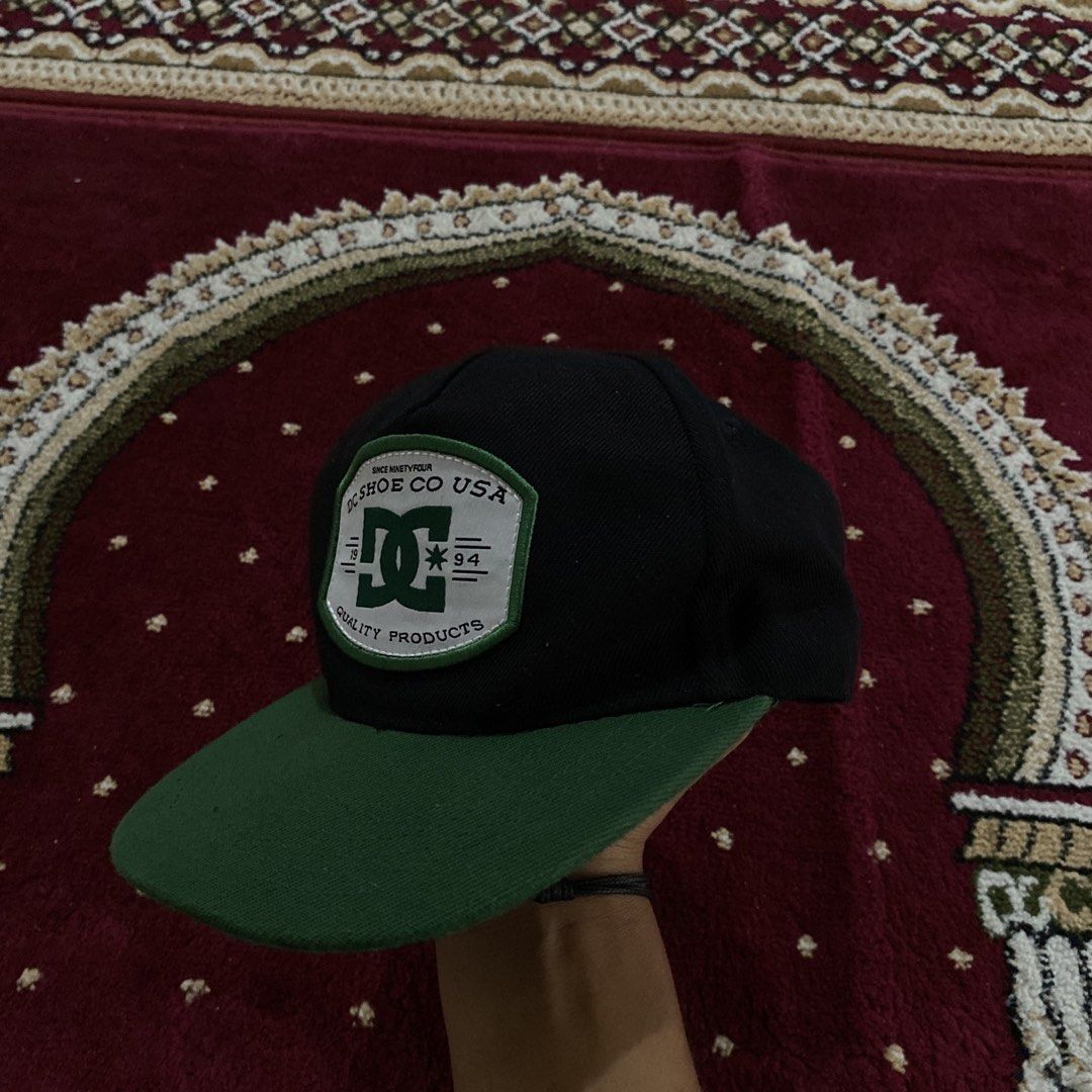 DC Shoe Co USA Snapback Hat Black Green (Category: Caps & Hats) located in Angeles City. Submitted by najibfinds (Listing ID 1469669098, Image 3). Description: Classic Skate Snapback .