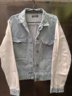 (Category: ) located in . Submitted by mg.thriftshop (Listing ID 1469591557, Image 1). Description: .