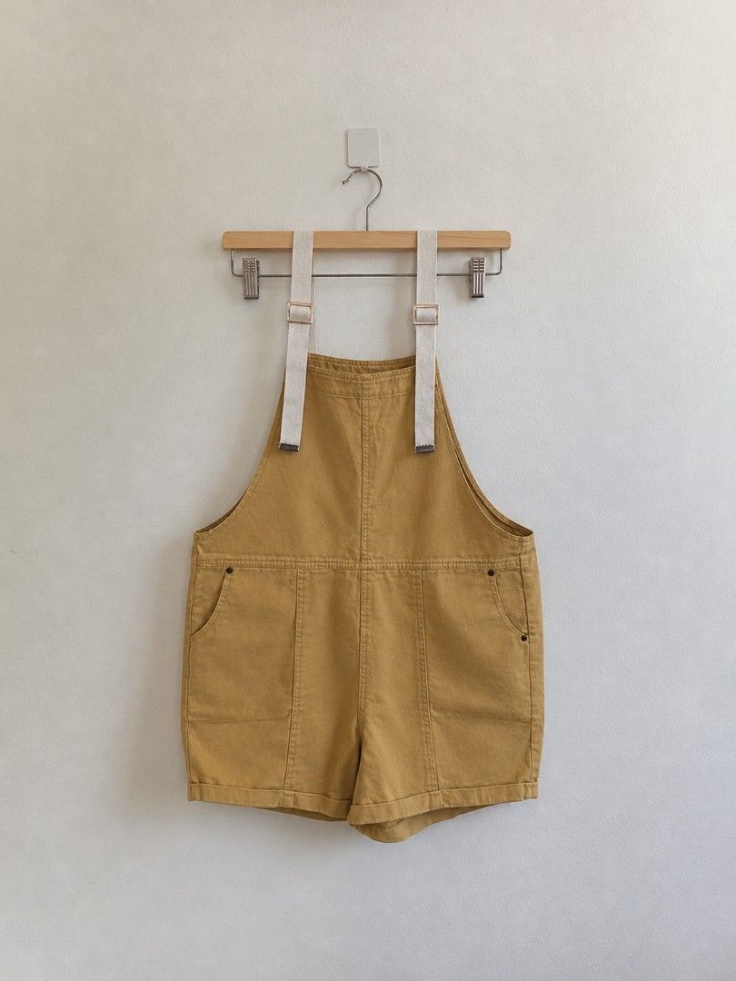 Denim Short Overalls Romper | Size - Medium | (Category: Rompers) located in Manila. Submitted by maxinesotto (Listing ID 1469701690, Image 2). Description: ‎📢 ₱99 ‎📍 Location: Tayuman, Manila ‎ ‎Details: ‎✓ Condition: Good as new ‎✓ RFS: Decluttering ‎✓ Size: Indicated in the listing title ‎ ‎Payment: GCash (Payment first) ‎ ‎Delivery: ‎- Same day pick-up via Lalamove / Joyride / Angkas ‎ ‎First to pay, first to get the item. ‎No reservations.