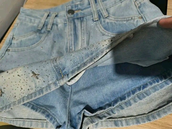 denim sparkly skort (Category: Skirts) located in Manila. Submitted by yvhbwtch (Listing ID 1469591408, Image 2). Description: .