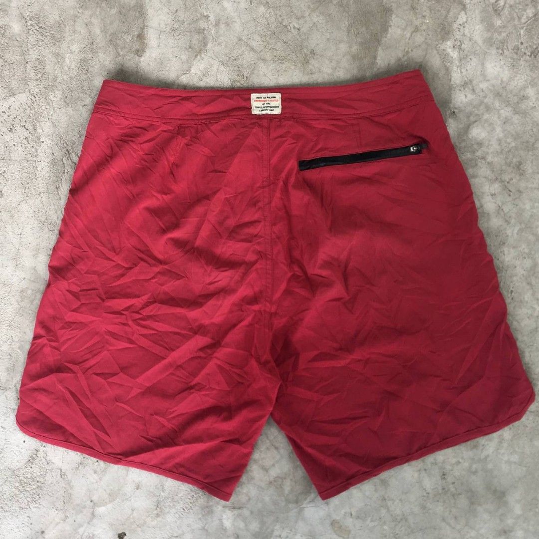 Deus Ex Machina Boardshort🔥 (Category: Shorts) located in Manila. Submitted by lootsnigaw66 (Listing ID 1469634114, Image 2). Description: Size 32 Excellent condition P1000 freeshipping.