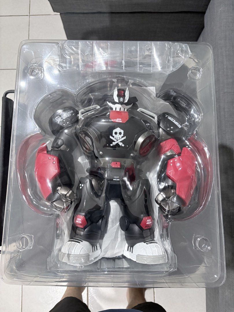 Teq63 Nutbuster 1:12 Scale Full Kit (Category: Figurines & Statues) located in Manila. Submitted by popnloaded (Listing ID 1469642854, Image 2). Description: “NUTBUSTER” 1:12 Action Figure 1:12 Scale Mech Suit + Pilot Action Figure PM for more photo. Payment First Mode of Payment: Gcash, Cash for meetups. Meetups: Benilde Taft, Starbucks Taft, Vito Cruz and MOA Can also Ship but buyers expense thru : Lalamove, Grab and LBC.