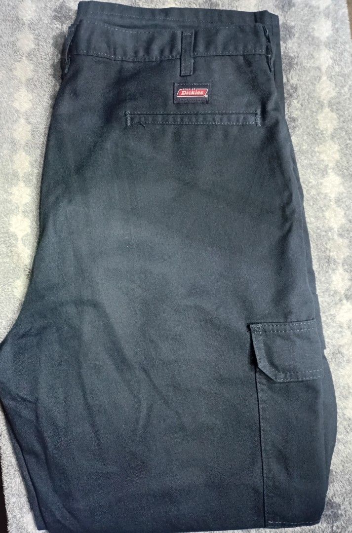 Dickies Cargo Pants Dark Navy (Category: Jeans) located in Manila. Submitted by life_more (Listing ID 1469617436, Image 1). Description: - Brand: Genuine Dickies - Color: Dark Navy pocket, and functional side cargo pocket (size38) +sf.