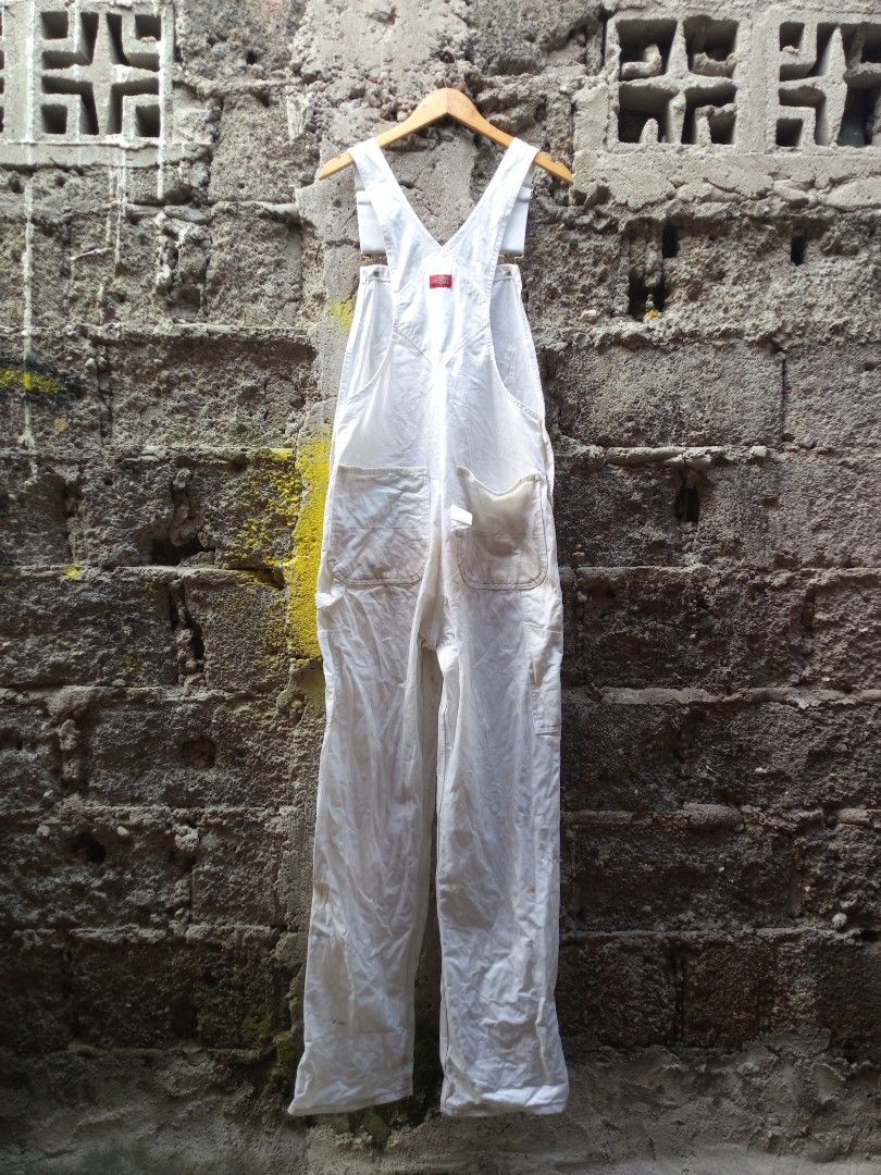 Dickies jumper (Category: Activewear) located in Cavite. Submitted by goodluckythrifty (Listing ID 1469584094, Image 1). Description: .