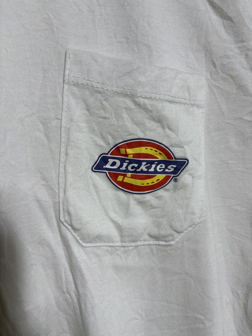 Dickies Pocket Shirt (Category: Tshirts & Polo Shirts ) located in Aparri. Submitted by bry_thrifts (Listing ID 1469684016, Image 3). Description: Width: 19” Length: 26.5” Color rate: 10/10 Condition: 10/10 Issue: Need wash.