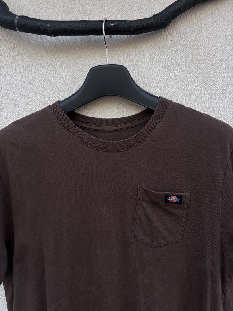 Dickies Pocket Tee Shirt (Category: Tshirts & Polo Shirts ) located in Baybay. Submitted by thrift.ed2023 (Listing ID 1469622837, Image 2). Description: Dickies Pocket Tee Shirt Issue -Cut Tags Need Wash Good as New .