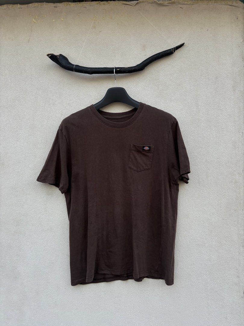 Dickies Pocket Tee Shirt (Category: Tshirts & Polo Shirts ) located in Baybay. Submitted by thrift.ed2023 (Listing ID 1469622837, Image 1). Description: Dickies Pocket Tee Shirt Issue -Cut Tags Need Wash Good as New .