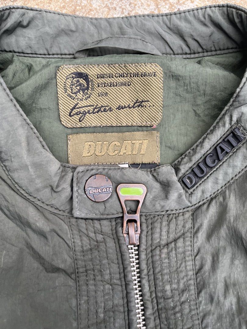 Diesel x Ducati collaboration bomber (Category: Coats, Jackets and Outerwear) located in City of Isabela. Submitted by ibzagga (Listing ID 1469667552, Image 3). Description: 22x27 dimes.