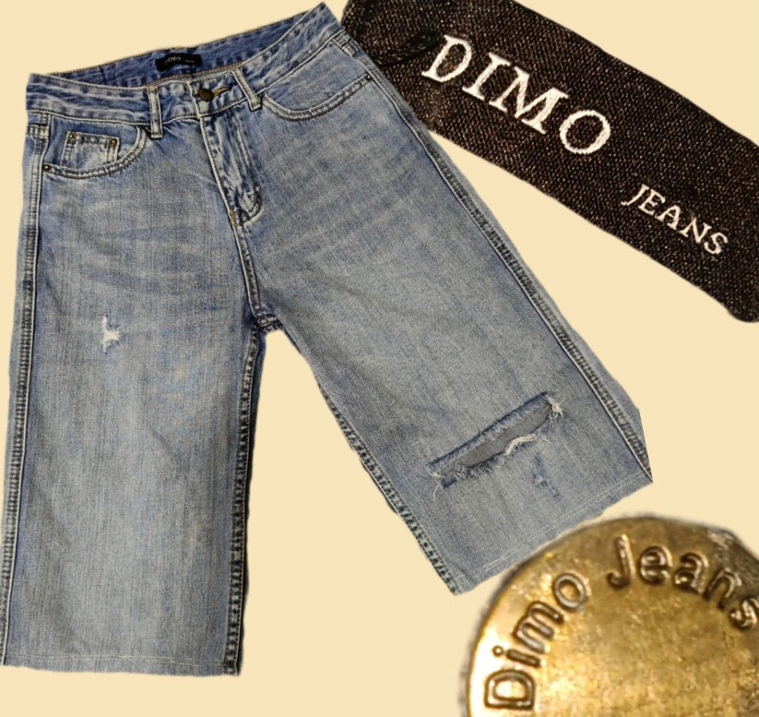 Men/Women (Unisex) DIMO Jeans Light Blue Denim Jorts Shorts (Category: Shorts) located in Manila. Submitted by elyseva.356 (Listing ID 1469695951, Image 1). Description: Y2k 90s Streetwear light wash denim Baggy Jorts (Unisex) Fit: Mid-rise with button closure and belt loops Condition: Lightly used Size: 28 inch waist line RFS: Too big for me.