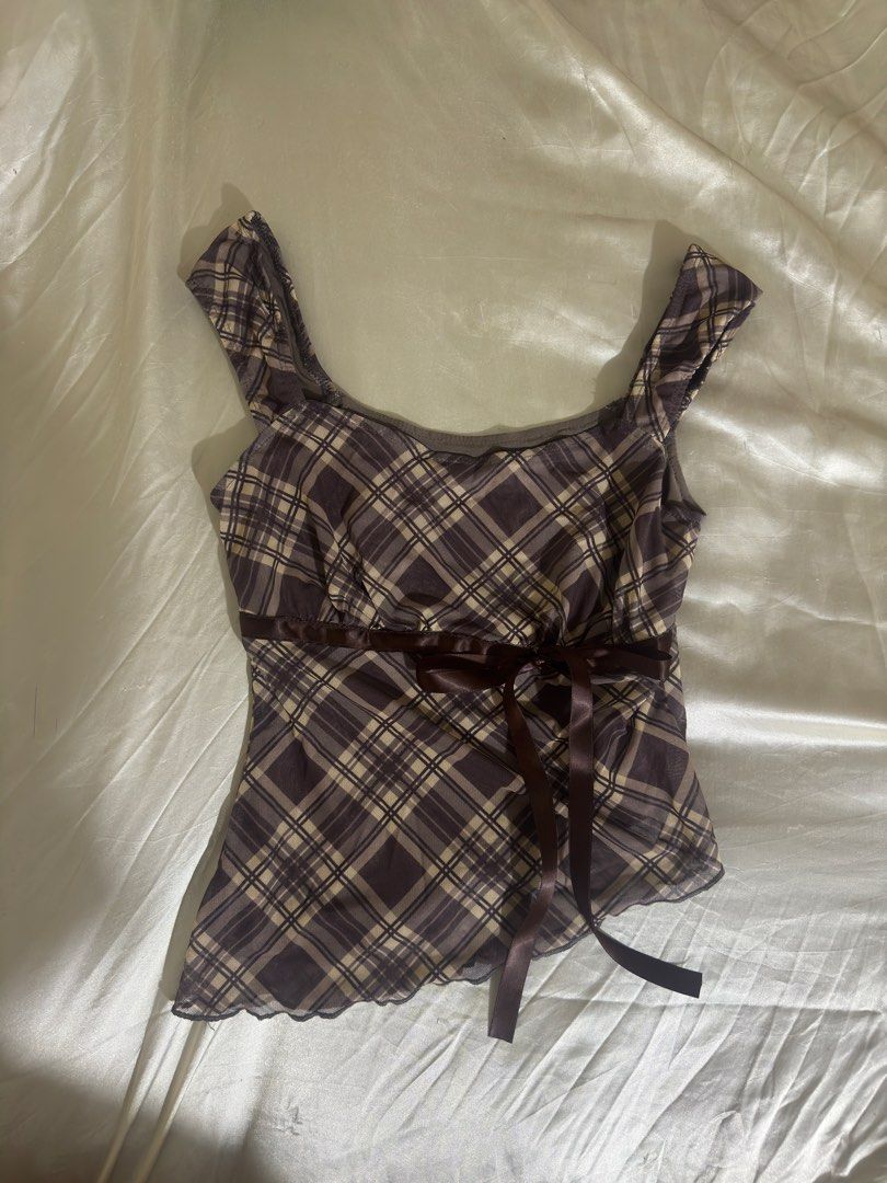 DISCOUNTED BNEW SHEIN tank top (Category: Sleeveless) located in Legazpi City. Submitted by bouxloset (Listing ID 1469606249, Image 1). Description: Brand new shin discounted top! size s feel free to ask me questions ^^.