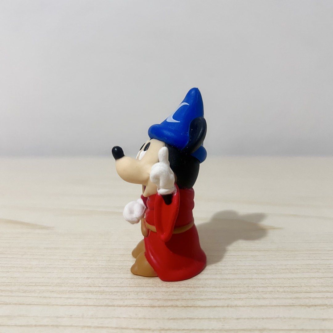 Disney Sorcerer's Apprentice Mickey Mouse Soft Vinyl Mini Figure/Finger Puppet height: 6cm - Php 100 (Category: Character Goods) located in Davao. Submitted by pandorastoybox (Listing ID 1469683768, Image 2). Description: Disney Sorcerer’s Apprentice Mickey Mouse Soft Vinyl Mini Figure/Finger Puppet height: 6cm - Php 100.