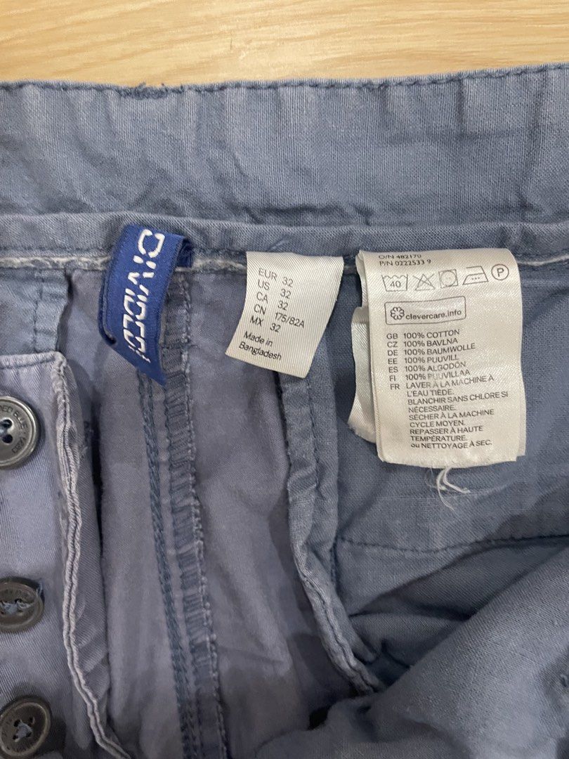 Divided Pants sz 32 (Category: Chinos) located in Manila. Submitted by bedlambuzz (Listing ID 1469697382, Image 2). Description: WYSIWYG USED MAY HAVE SOME MINOR FLAWS BUT THESE WERE STORED WELL AND PROPERLY.