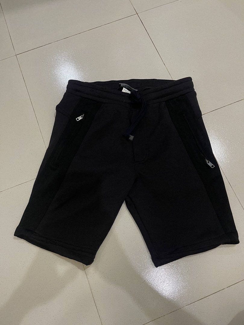 Dolce and gabbana shorts (Category: Shorts) located in San Jacinto. Submitted by clothcartelph (Listing ID 1469630002, Image 3). Description: Size: 46 Width: 30-34 Length: 18 Leg hole: 8 Issue: ~ Color rate: 9.5/10.