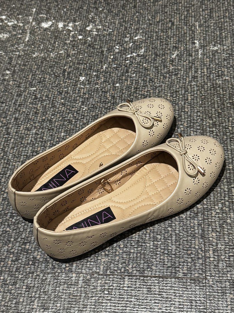 Doll shoes (Category: Flats & Sandals) located in Manila. Submitted by javerzosa (Listing ID 1469719603, Image 1). Description: .