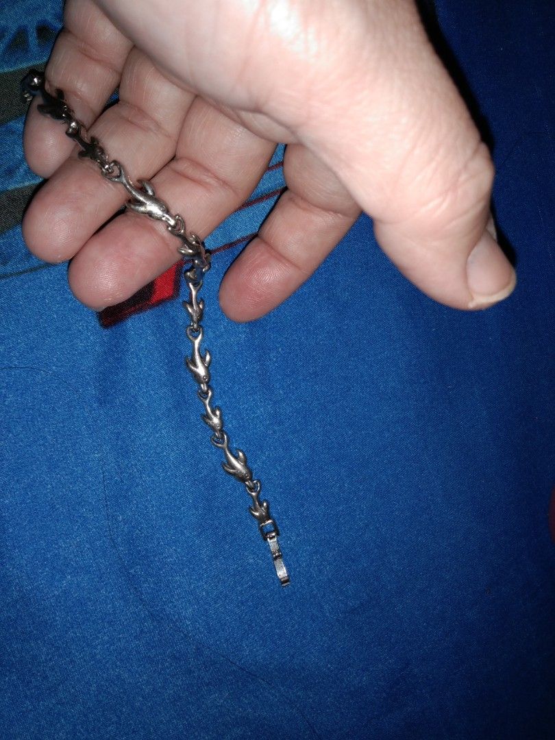 Dolphin stainless bracelet (Category: Bracelets) located in Quezon City. Submitted by eidorableshop (Listing ID 1469711522, Image 3). Description: .