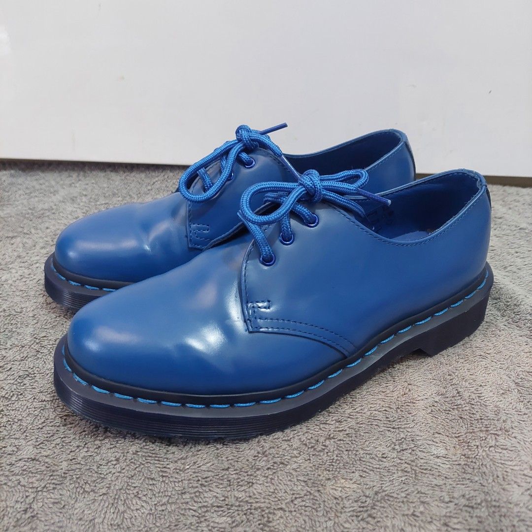 Dr Martens (Category: Loafers) located in Lucena. Submitted by primotheo24 (Listing ID 1469687986, Image 2). Description: Dr Martens 1461 Blue Size 5UK/ 7US L Used Excellent Condition P 2,550 plus sf.